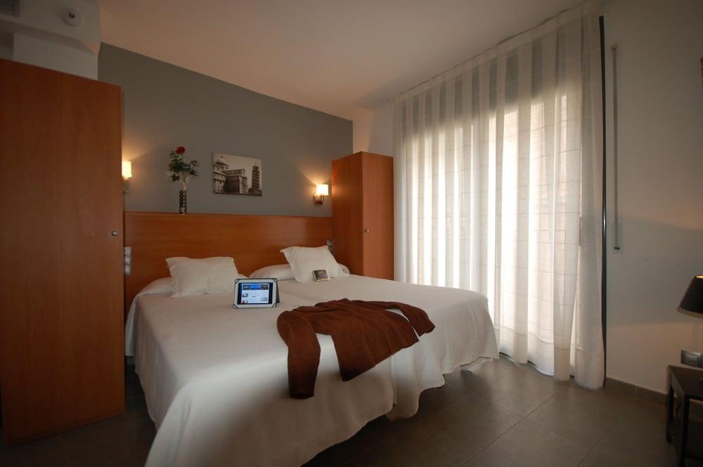 Hotel Led Сиджес Экстерьер фото